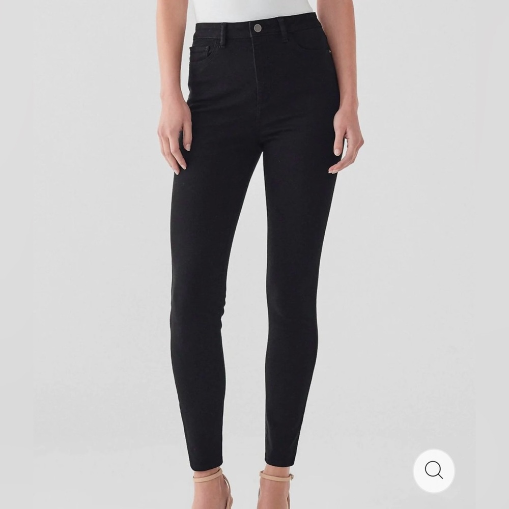SOLD! DL1961 Women's Chrissy Skinny Jeans - Black